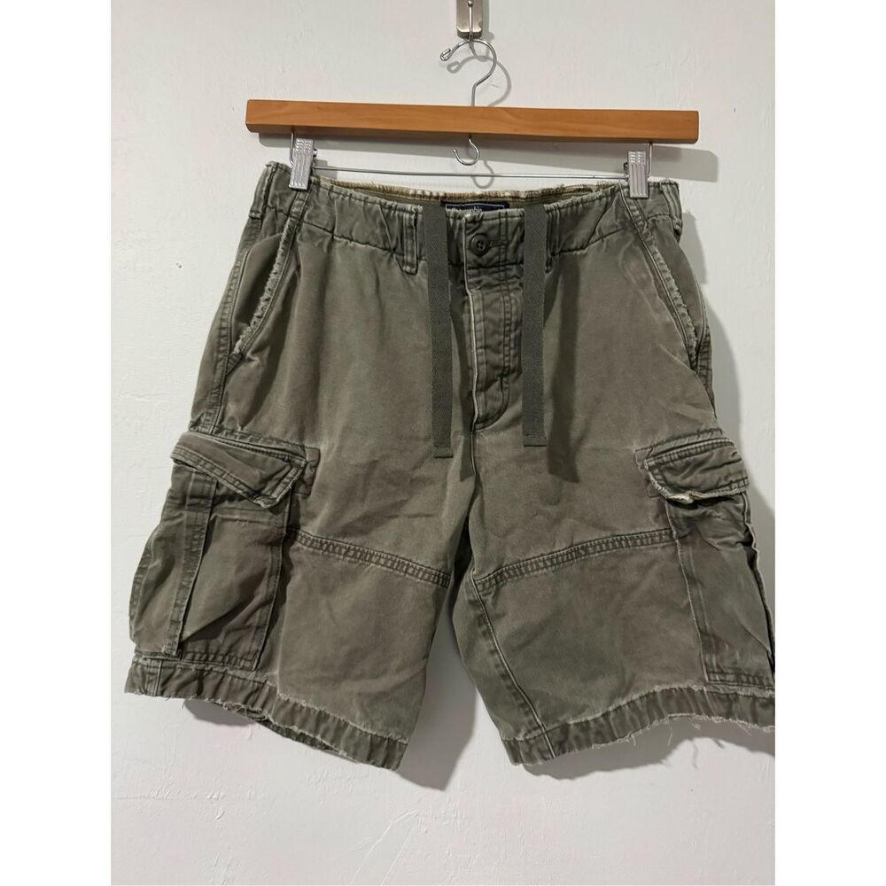 Abercrombie & Fitch green cargo shorts 32
